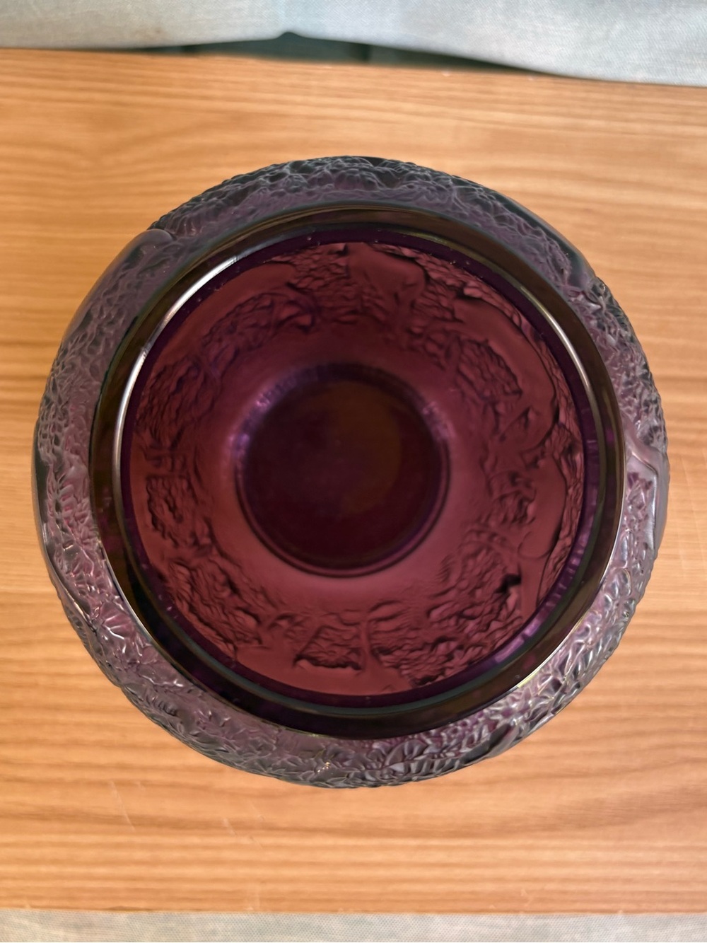 Amethyst Lalique Biches Vase - Picture 2 of 3